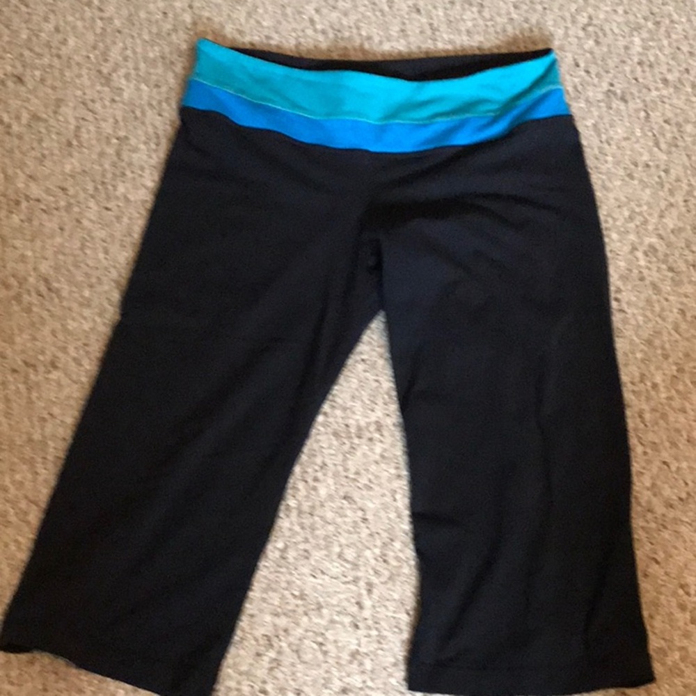 Lululemon groove Capri
